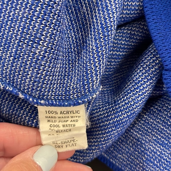 Vintage Capitol Records Sweater L - Picture 5 of 5